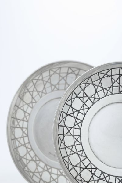 Coppia di ciotole. Argenteria fiorentina del XX-XXI secolo per Christian Dior  - Asta Argenti da Collezione | XX secolo - Associazione Nazionale - Case d'Asta italiane