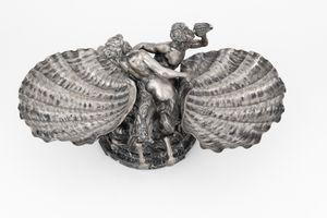 Centrotavola. Argenteria italiana del XX secolo per F.Chiappe, Genova  - Asta Argenti da Collezione | XX secolo - Associazione Nazionale - Case d'Asta italiane