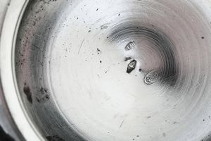 Vaso Art Deco con coperchio. Argenteria milanese del XX secolo, marchio con fascio littorio in uso dal 1935 al 1945,argentiere F.lli Cacchione  - Asta Argenti da Collezione | XX secolo - Associazione Nazionale - Case d'Asta italiane