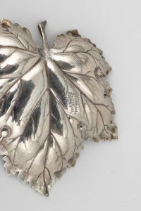 Coppia di foglie. Maison Gianmaria Buccellati, argentiere Clementi Bologna, Italia XX-XXI secolo  - Asta Argenti da Collezione | XX secolo - Associazione Nazionale - Case d'Asta italiane
