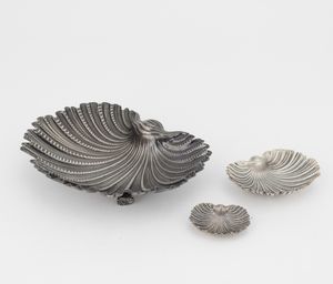 Gruppo di tre conchiglie. Maison Gianmaria Buccellati, argentiere Clementi Bologna, Italia XX-XXI secolo  - Asta Argenti da Collezione | XX secolo - Associazione Nazionale - Case d'Asta italiane