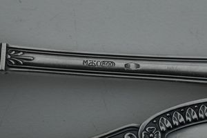 Servizio di posate. Argenteria italiana del XX secolo, argentiere Clementi, Bologna  - Asta Argenti da Collezione | XX secolo - Associazione Nazionale - Case d'Asta italiane