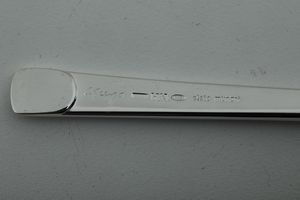 Servizio di posate per 12 coperti. Designer Carlo Scarpa per Cleto Munari, argentiere Rossi & Arcandi, Vicenza  - Asta Argenti da Collezione | XX secolo - Associazione Nazionale - Case d'Asta italiane