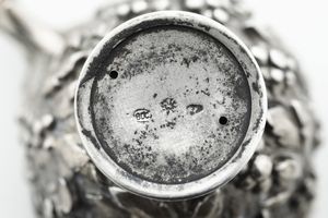 Coppa di gusto archeologico. Argenteria artistica italiana del XX secolo  - Asta Argenti da Collezione | XX secolo - Associazione Nazionale - Case d'Asta italiane