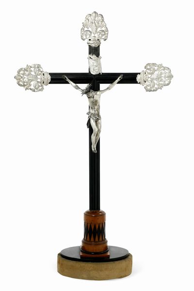 Croce da meditazione. Arte genovese del XVIII-XIX secolo (apparentemente priva di punzonatura)  - Asta Argenti da Collezione | Antichi - Associazione Nazionale - Case d'Asta italiane