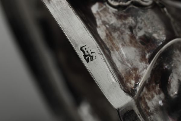 Coppia di candelieri. Genova, marchio della Torretta per l'anno (1)776  - Asta Argenti da Collezione | Antichi - Associazione Nazionale - Case d'Asta italiane