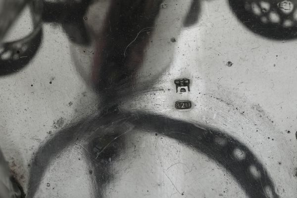 Acetoliera. Genova, marchio della Torretta per l'anno 1820  - Asta Argenti da Collezione | Antichi - Associazione Nazionale - Case d'Asta italiane