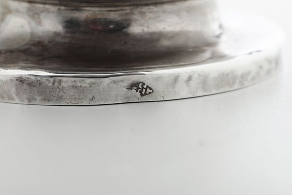 Piccola caffettiera. Roma XIX secolo, maestro argentiere Roberto Tombesi (1811-1822)  - Asta Argenti da Collezione | Antichi - Associazione Nazionale - Case d'Asta italiane