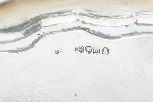 Piatto. Londra 1827, argentiere Joseph Angell I  - Asta Argenti da Collezione | Antichi - Associazione Nazionale - Case d'Asta italiane