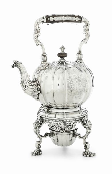 Importante kettle. Londra 1731, argentiere E. Buteux  - Asta Argenti da Collezione | Antichi - Associazione Nazionale - Case d'Asta italiane