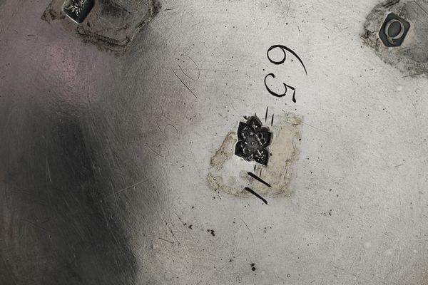 Importante kettle. Londra 1731, argentiere E. Buteux  - Asta Argenti da Collezione | Antichi - Associazione Nazionale - Case d'Asta italiane