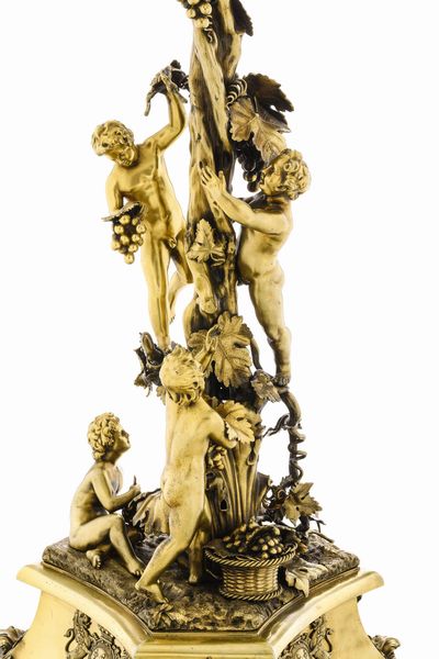 Monumentale candelabro a sei fiamme. Londra 1839, argentiere John Samuel Hunt  - Asta Argenti da Collezione | Antichi - Associazione Nazionale - Case d'Asta italiane