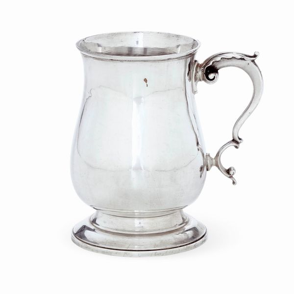Mug. Londra 1749, argentiere William Cripps (?)  - Asta Argenti da Collezione | Antichi - Associazione Nazionale - Case d'Asta italiane