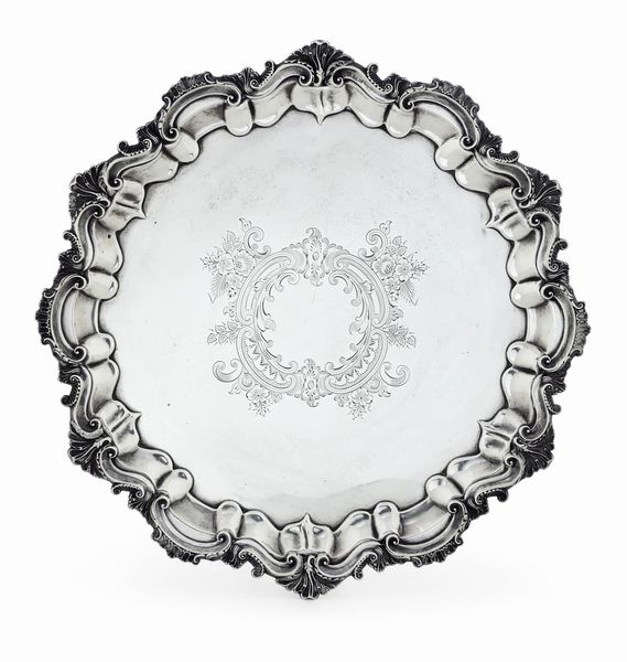 Salver. Birmingham 1902. Argentiere Barker bros.  - Asta Argenti da Collezione | Antichi - Associazione Nazionale - Case d'Asta italiane