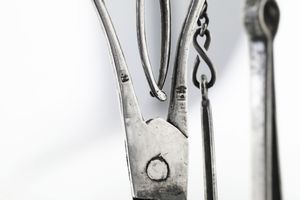 Monumentale lucerna. Genova marchio della Torretta per l'anno (1)799  - Asta Argenti da Collezione | Antichi - Associazione Nazionale - Case d'Asta italiane