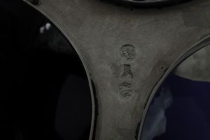 Coppia di saliere tripodi. Milano XIX secolo, argentiere Tommaso Panizza (1849-1868)  - Asta Argenti da Collezione | Antichi - Associazione Nazionale - Case d'Asta italiane