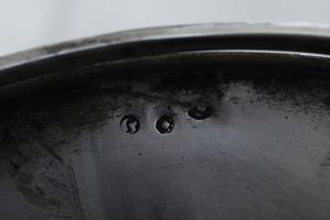 Vassoio ovale a ringhiera e quattro sottobottiglia. Argenteria veneziana del XIX secolo  - Asta Argenti da Collezione | Antichi - Associazione Nazionale - Case d'Asta italiane