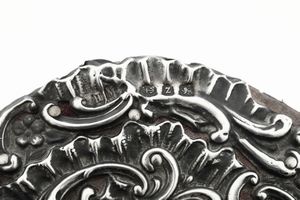 Cornice. Birmingham 1899, argentiere Henry Matthews  - Asta Argenti da Collezione | Antichi - Associazione Nazionale - Case d'Asta italiane