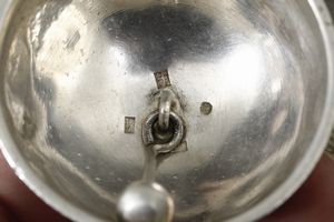 Importante servizio da viaggio entro custodia in legno. San Pietroburgo 1824, saggiatore A. Yaschinov (1795-1836), argentiere Nicols & Plinke  - Asta Argenti da Collezione | Antichi - Associazione Nazionale - Case d'Asta italiane