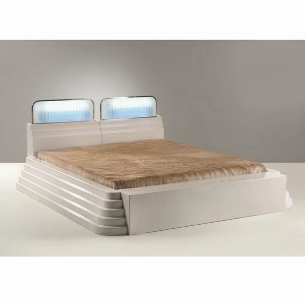 ETTORE SOTTSASS : Ettore Sottsass  - Asta SPOTLIGHT DESIGN - Associazione Nazionale - Case d'Asta italiane