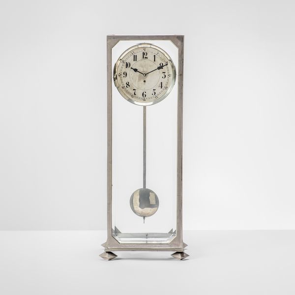 Adolf Loos : Raro orologio a pendolo da pavimento.  - Asta Fine Design - Associazione Nazionale - Case d'Asta italiane