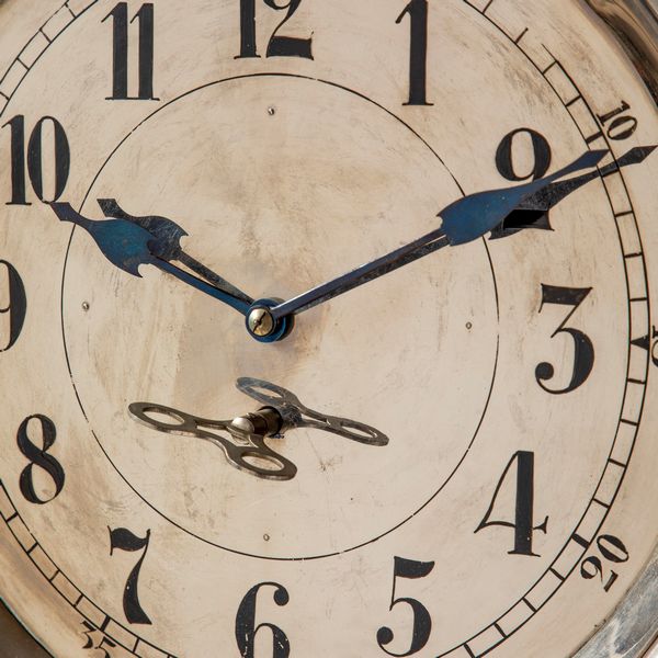 Adolf Loos : Raro orologio a pendolo da pavimento.  - Asta Fine Design - Associazione Nazionale - Case d'Asta italiane