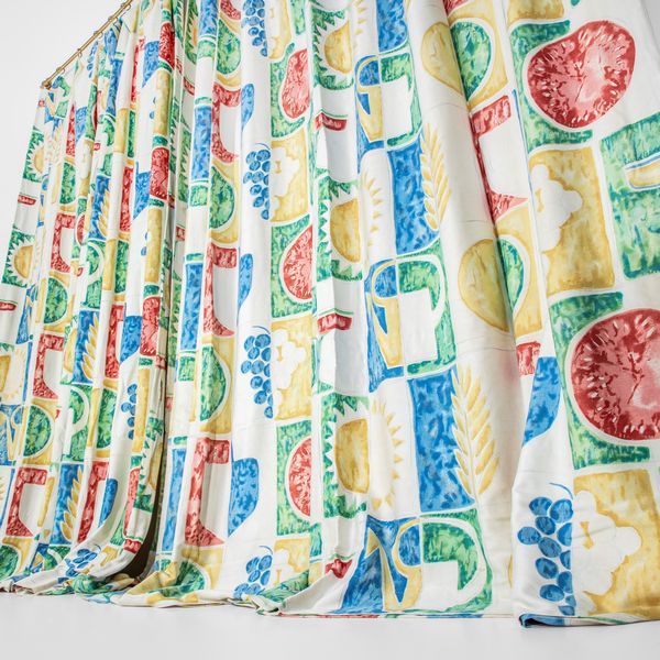 GIO PONTI : Due tende con decoro Estate.  - Asta Fine Design - Associazione Nazionale - Case d'Asta italiane