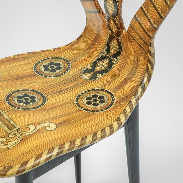 Piero Fornasetti : Sedia mod. Musicale  - Asta Fine Design - Associazione Nazionale - Case d'Asta italiane