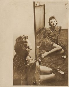 CARLO MOLLINO - Senza titolo (Modella allo specchio)