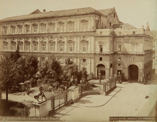 Achille Mauri : Palazzo Reale e Teatro San Carlo, Napoli  - Asta Fotografia - Associazione Nazionale - Case d'Asta italiane