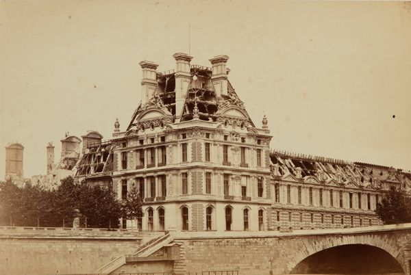 Jeune Wulff : Insurrection de Paris: Tuileries, Pavillon de Flore (exterieur)  - Asta Fotografia - Associazione Nazionale - Case d'Asta italiane