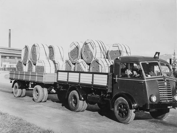 Anonimo : Fiat 624/N Lorry-payload  - Asta Fotografia - Associazione Nazionale - Case d'Asta italiane