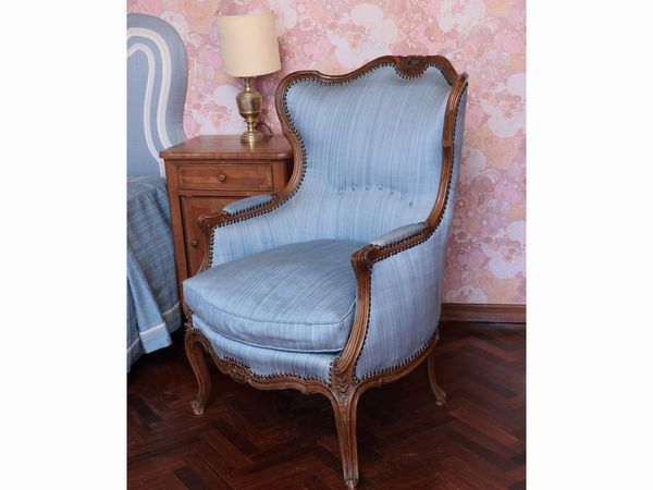 Grande poltrona bergere in noce  - Asta Dballage. Occasioni in asta - Associazione Nazionale - Case d'Asta italiane