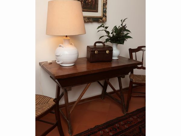 Madia rustica a cavalletto in castagno e abete  - Asta Dballage. Occasioni in asta - Associazione Nazionale - Case d'Asta italiane