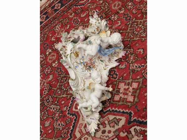 Mensola ad angolo in maiolica, Manifattura di Nove  - Asta Dballage. Occasioni in asta - Associazione Nazionale - Case d'Asta italiane