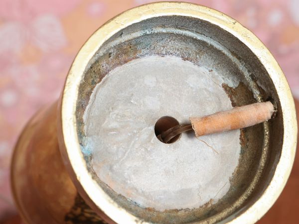 Coppia di lumi in ottone  - Asta Dballage. Occasioni in asta - Associazione Nazionale - Case d'Asta italiane