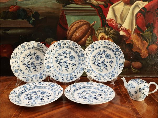 Serie di cinque piatti in porcellana, Meissen  - Asta Dballage. Occasioni in asta - Associazione Nazionale - Case d'Asta italiane