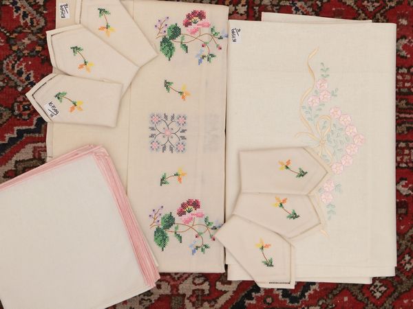 Tovaglia in lino  - Asta Dballage. Occasioni in asta - Associazione Nazionale - Case d'Asta italiane