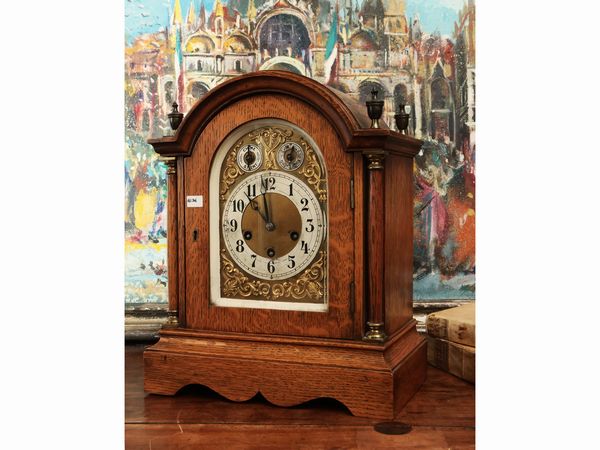 Orologio da tavolo in rovere  - Asta Dballage. Occasioni in asta - Associazione Nazionale - Case d'Asta italiane