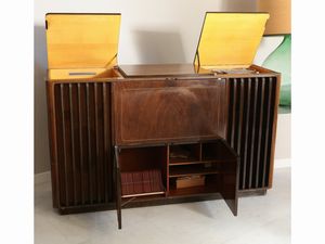 Mobile radio Grundig 8055-56 D-KLang  - Asta Dballage. Occasioni in asta - Associazione Nazionale - Case d'Asta italiane