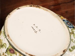 Assortimento di accessori per la tavola in ceramica  - Asta Dballage. Occasioni in asta - Associazione Nazionale - Case d'Asta italiane