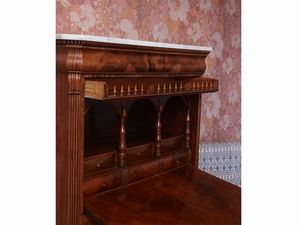 Secretaire impiallacciato in noce e radica di noce  - Asta Dballage. Occasioni in asta - Associazione Nazionale - Case d'Asta italiane