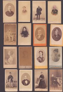 Raccolta di 48 CDV di fotografi misti  - Asta Opere su carta. Stampe, disegni, foto d'epoca - Associazione Nazionale - Case d'Asta italiane