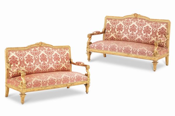 Coppia di divani in legno intagliato e dorato, XIX secolo  - Asta Antiquariato - Associazione Nazionale - Case d'Asta italiane