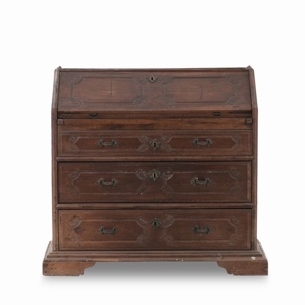 Ribalta in legno intagliato. XIX secolo  - Asta Antiquariato - Associazione Nazionale - Case d'Asta italiane