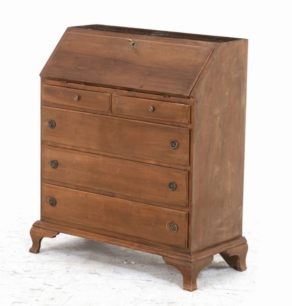 Piccola ribalta in legno. XX secolo  - Asta Antiquariato - Associazione Nazionale - Case d'Asta italiane