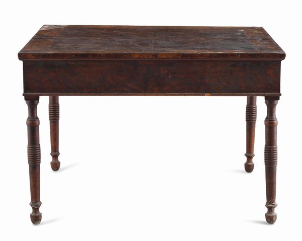 Tavolo quadrato in legno lastronato in radica. XIX secolo  - Asta Antiquariato - Associazione Nazionale - Case d'Asta italiane