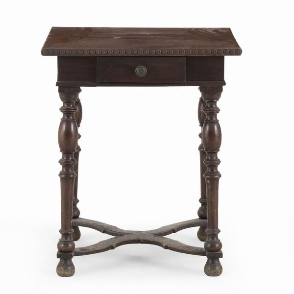 Tavolino ad un cassetto. XVII-XVIII secolo  - Asta Antiquariato - Associazione Nazionale - Case d'Asta italiane