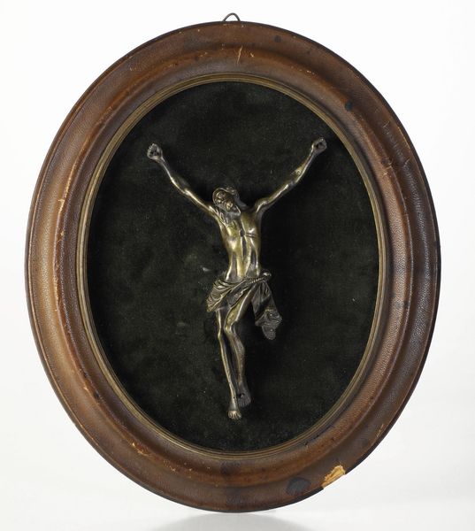 Crocifisso in metallo argentato. Italia meridionale, probabilmente XIX secolo  - Asta Antiquariato - Associazione Nazionale - Case d'Asta italiane