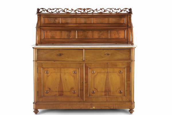 Credenza in noce con alzata. XIX secolo  - Asta Antiquariato - Associazione Nazionale - Case d'Asta italiane